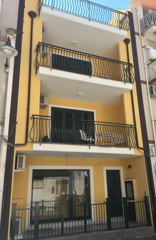 Apartament Milly House Letojanni Zewnętrze zdjęcie