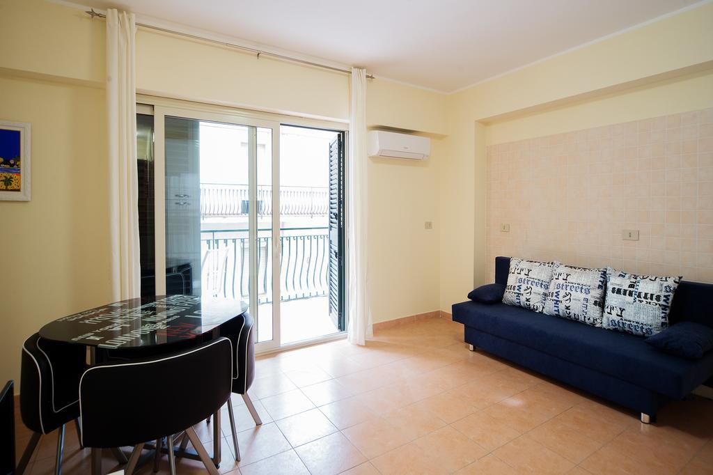 Apartament Milly House Letojanni Zewnętrze zdjęcie